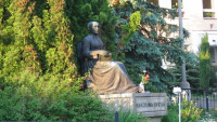 pomník Karolíny Světlé